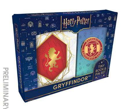 Harry Potter: Gryffindor Tiny Book and Pin Set